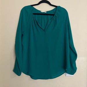 Lush womans 3/4 sleeve blouse